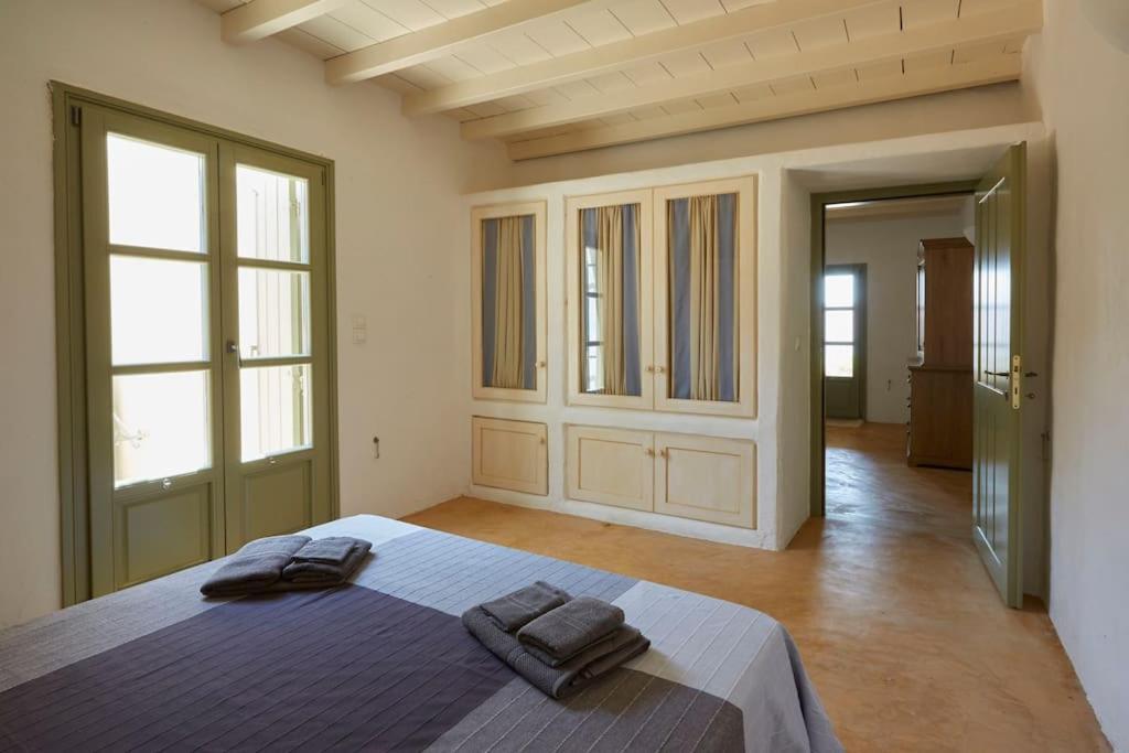 Ochre Dream, Beach Front & Sunset Villa Naousa Exterior foto